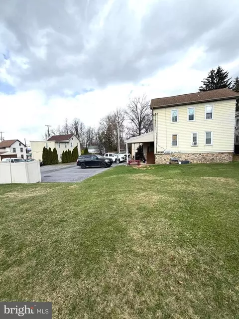358 E Main St, Blandon, PA 19510