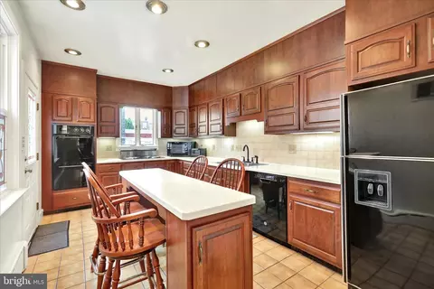 Kitchen - 716 Schuylkill Ave, Reading, PA 19601 photo 1 of 2