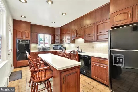 Kitchen - 716 Schuylkill Ave, Reading, PA 19601 photo 2 of 2