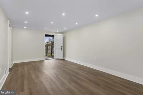 Living - 837 Philadelphia Ave, Reading, PA 19607 photo 3 of 3