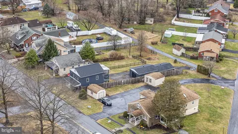 View/Area - 837 Philadelphia Ave, Reading, PA 19607 photo 1 of 2
