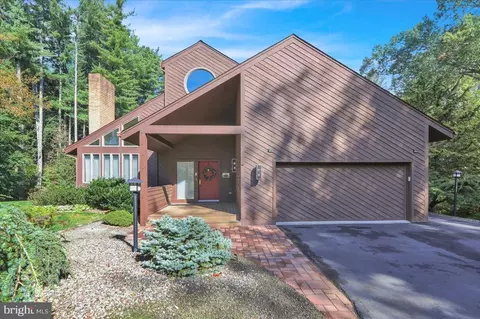 Exterior - 7 Hessian Blvd, Reading, PA 19607 photo 12 of 13