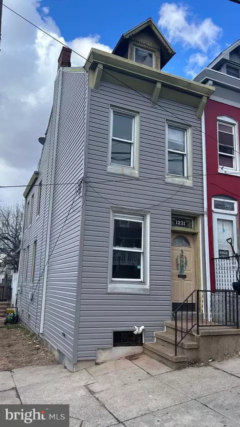 1231 Oley St, Reading, PA 19604
