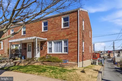 227 S 4th Ave, Reading, PA 19611 photo 2
