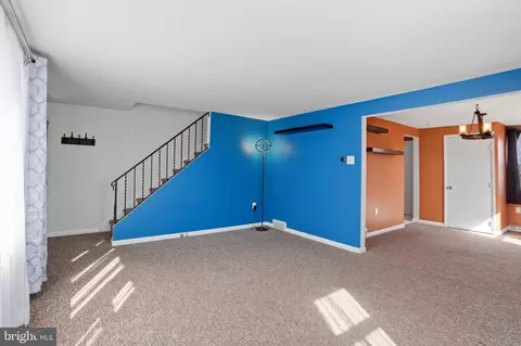 227 S 4th Ave, Reading, PA 19611 photo 5