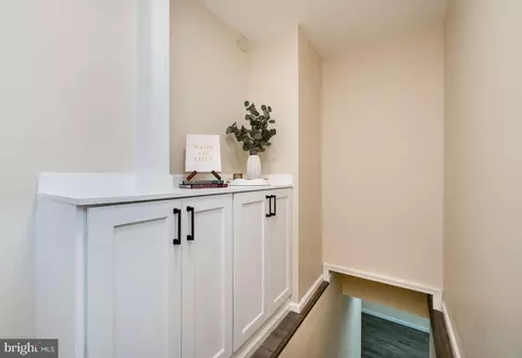 Entry Way - 6 Circle Dr, Reading, PA 19606 photo 2 of 2