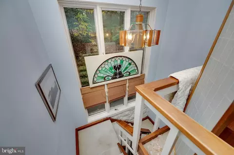 Entry Way - 199 Deer Hill Rd, Reading, PA 19607 photo 5 of 6