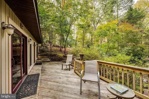 Exterior - 199 Deer Hill Rd, Reading, PA 19607 photo 7 of 15