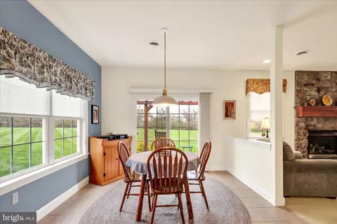 Dining - 162 N Cacoosing Dr, Reading, PA 19608 photo 2 of 2