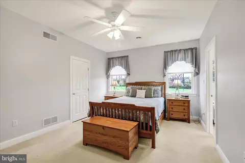 Bedroom - 162 N Cacoosing Dr, Reading, PA 19608 photo 1 of 4