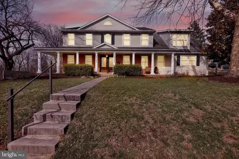 Exterior - 74 Museum Rd, Reading, PA 19607 photo 2 of 6
