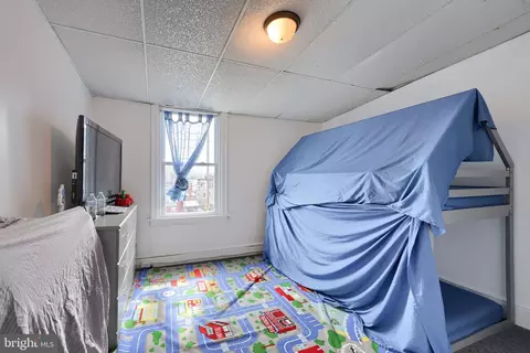 Bedroom - 814 Master St, Reading, PA 19602 photo 1 of 4