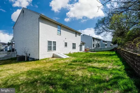 Exterior - 4870 Dunham Dr, Reading, PA 19606 photo 5 of 6