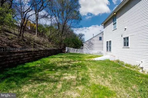 Exterior - 4870 Dunham Dr, Reading, PA 19606 photo 6 of 6