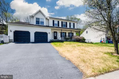 4870 Dunham Dr, Reading, PA 19606