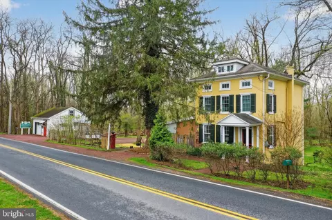 244 E Old Philadelphia Pike, Douglassville, PA 19518