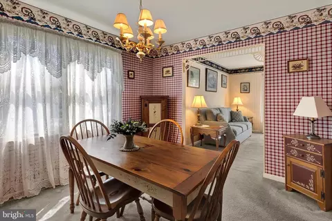 Dining - 211 John Glenn Ave, Reading, PA 19607 photo 2 of 2