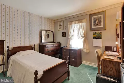 Bedroom - 211 John Glenn Ave, Reading, PA 19607 photo 4 of 6