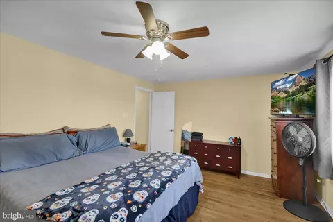 Bedroom - 23 Hilbert Ct, Reading, PA 19606 photo 2 of 4