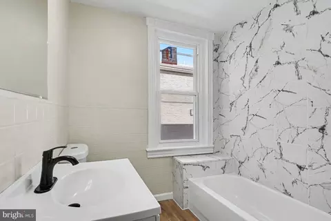 Bath - 225 W Lancaster Ave, Reading, PA 19607 photo 1 of 1