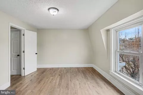 Bedroom - 225 W Lancaster Ave, Reading, PA 19607 photo 2 of 2
