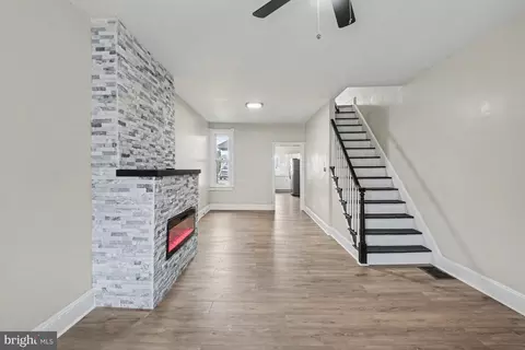 Living - 225 W Lancaster Ave, Reading, PA 19607 photo 1 of 2