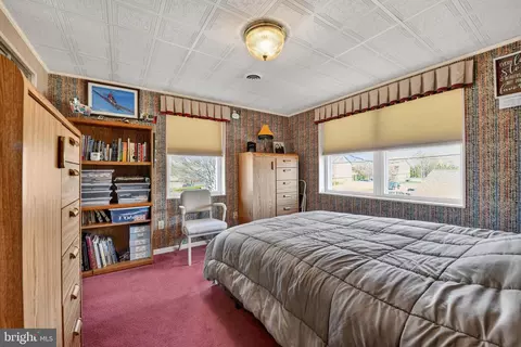 Bedroom - 397 Pine St, Reading, PA 19611 photo 1 of 7