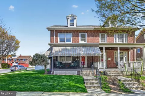 Exterior - 397 Pine St, Reading, PA 19611 photo 1 of 8