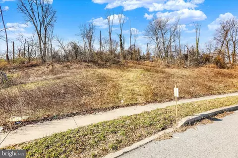 255 Isabella Ct, Reading, PA 19605