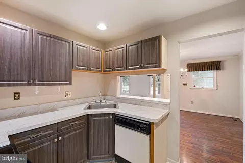 Kitchen - 2000 Meadow Gln, Reading, PA 19610 photo 1 of 3