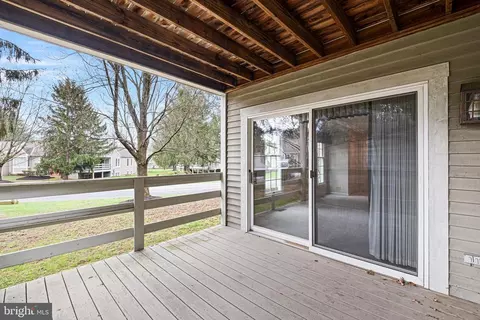 Exterior - 2000 Meadow Gln, Reading, PA 19610 photo 2 of 5