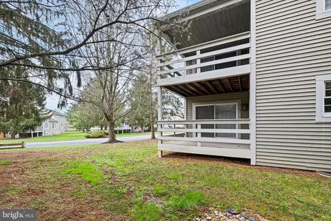 Exterior - 2000 Meadow Gln, Reading, PA 19610 photo 5 of 5