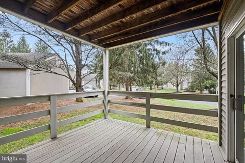 Exterior - 2000 Meadow Gln, Reading, PA 19610 photo 1 of 5