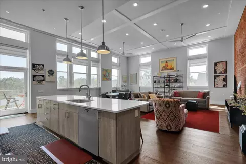 1100 Belmont Ave #2 WEST, Wyomissing, PA 19610