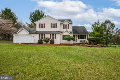 76 Hope Cir, Mohrsville, PA 19541