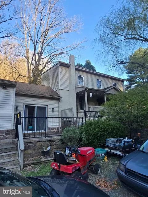 1322 Green Hills Rd, Birdsboro, PA 19508