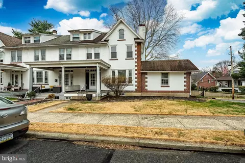 36 Fairview St, Boyertown, PA 19512