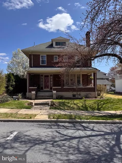103 N 3rd Ave, West Reading, PA 19611
