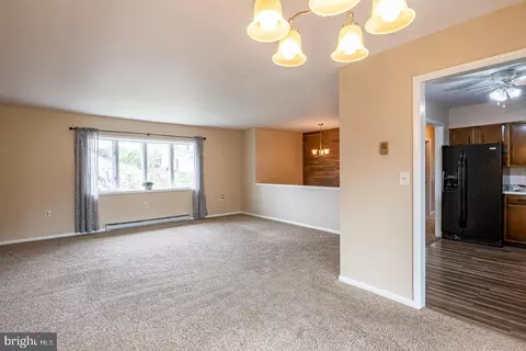 Living - 316 Morrison Rd, Reading, PA 19601 photo 4 of 7