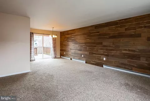 Living - 316 Morrison Rd, Reading, PA 19601 photo 2 of 7