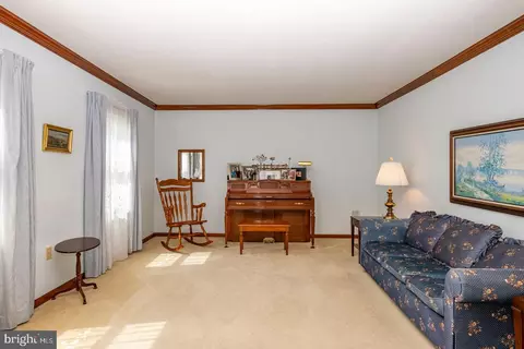 37 Estates Dr, Reading, PA 19606 photo 23