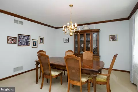 37 Estates Dr, Reading, PA 19606 photo 22