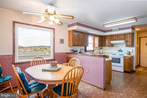 37 Estates Dr, Reading, PA 19606 photo 19