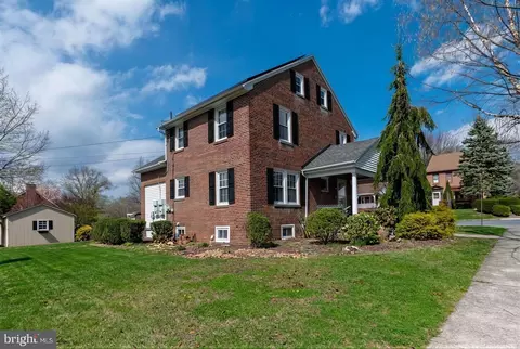 235 Pennsylvania Ave, Shillington, PA 19607