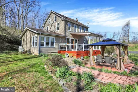 166 Arboretum Rd, Bernville, PA 19506