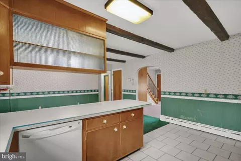 Kitchen - 1405 Meade St, Reading, PA 19607 photo 3 of 3
