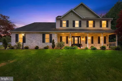 348 Garey Rd, Douglassville, PA 19518