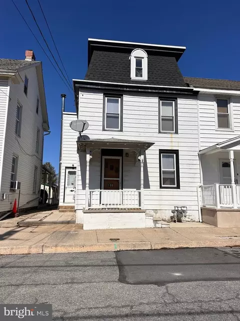 109 S Chestnut St, Fleetwood, PA 19522