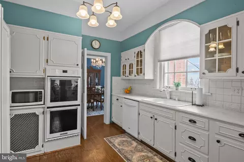 Kitchen - 1500 Alsace Rd, Reading, PA 19604 photo 1 of 5