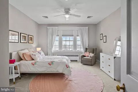 Bedroom - 1500 Alsace Rd, Reading, PA 19604 photo 3 of 5
